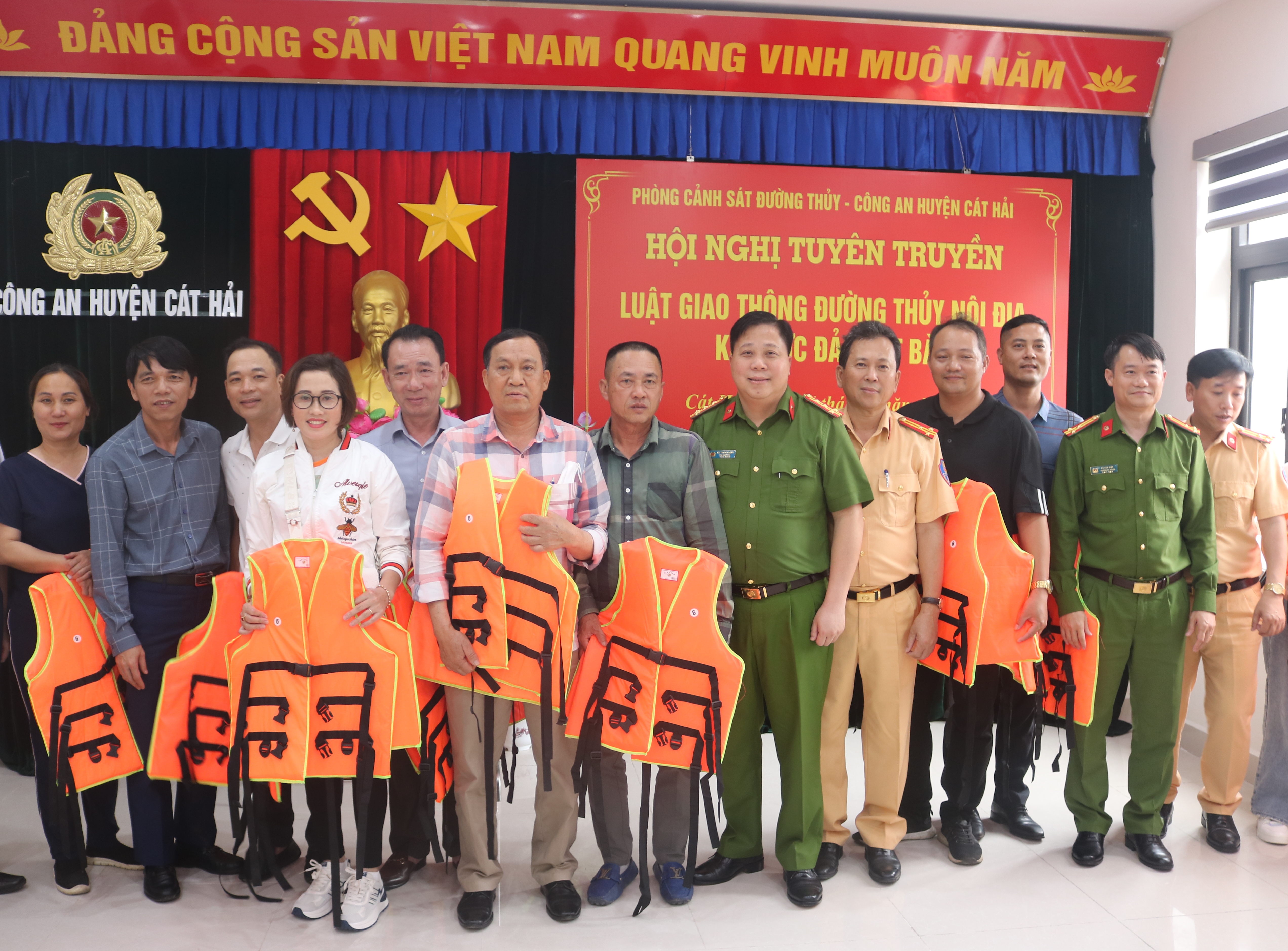 Phòng Cảnh sát đường thủy: Tuyên truyền TTATGT đường thuỷ nội địa tới 80 doanh nghiệp 